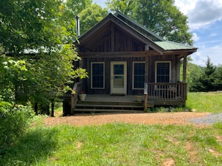 Cabin in Floyd Virginia